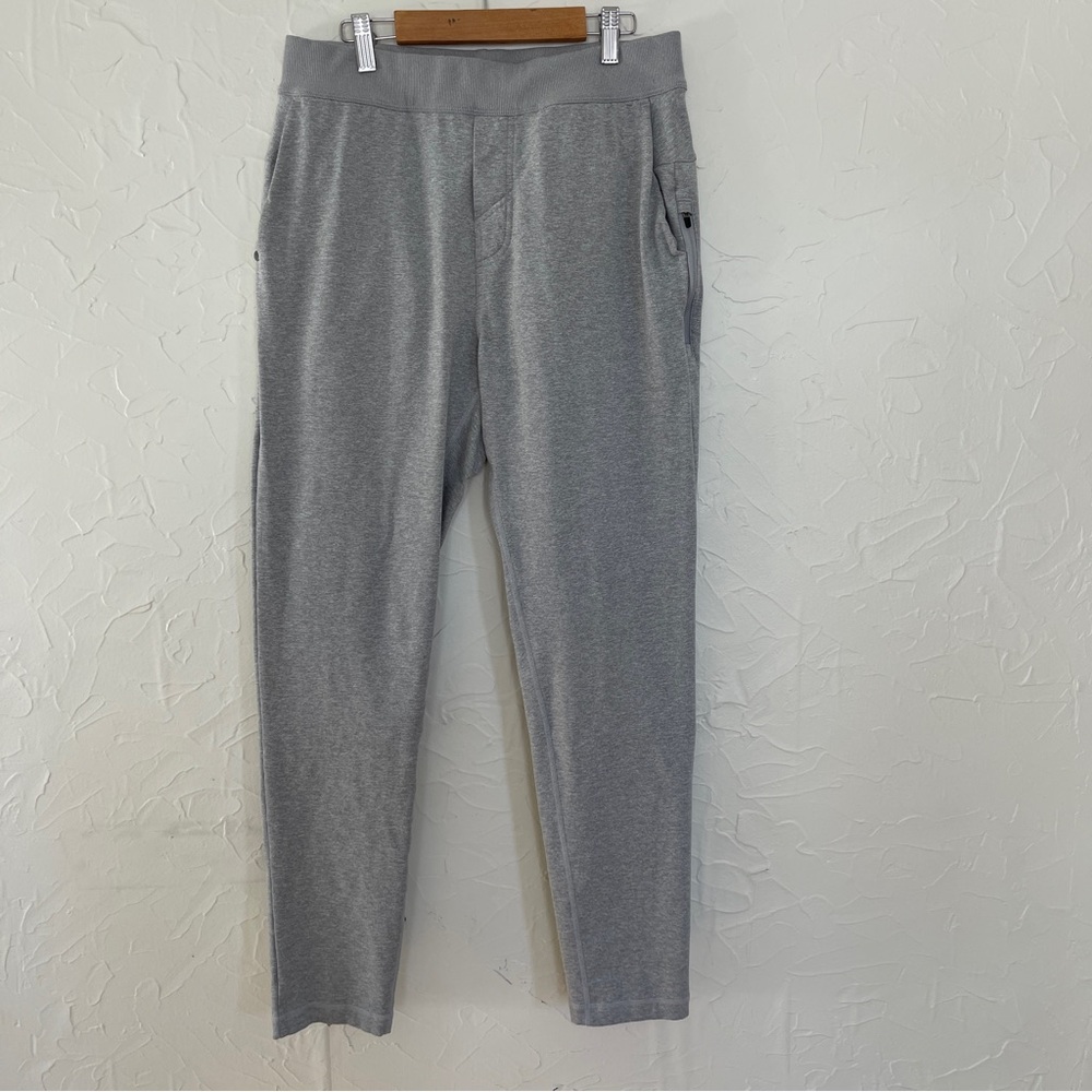 Vuori Men’s Sweatpants. Size Medium. Gray